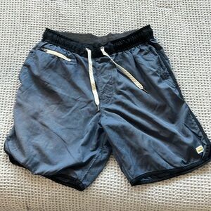 Vuori Banks Short 5"